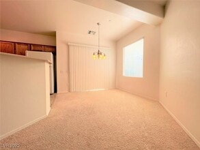 6868 Sky Pointe Dr in Las Vegas, NV - Building Photo - Building Photo