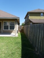 235 Hay Barn St in San Marcos, TX - Building Photo