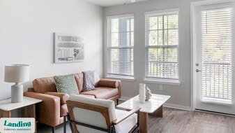 4902 Cosmos Cir in Wimauma, FL - Building Photo