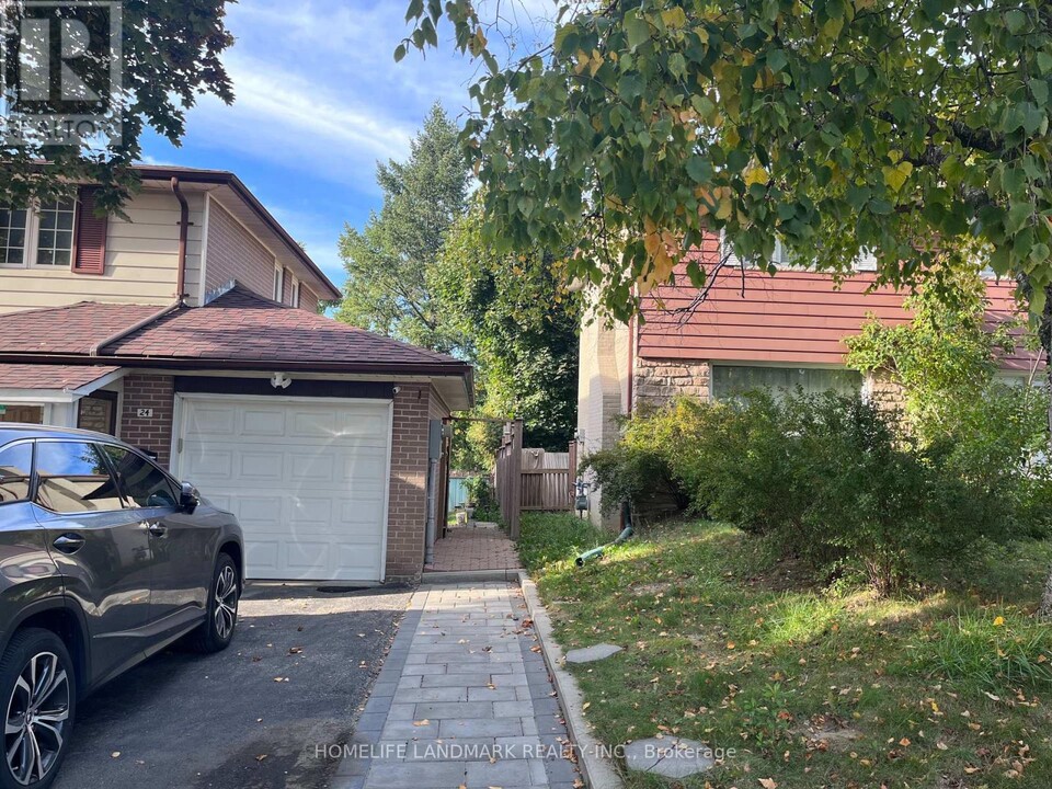 24 TRISTAN BASEMENT Crescent in Toronto, ON - Building Photo