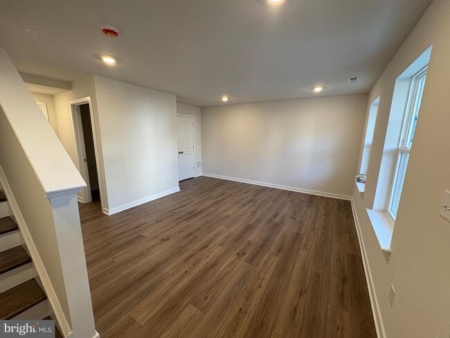 25 Atkins Dr in Bridgeport, PA - Building Photo - Building Photo