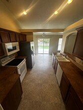 2000 Diamond Head Way in West Richland, WA - Building Photo - Building Photo