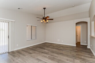 1906 S Valley Dr in Apache Junction, AZ - Building Photo - Building Photo