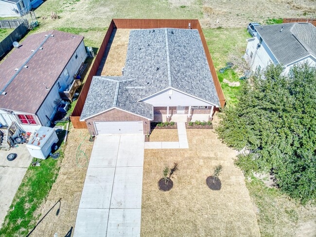 3526 Brook Shadow Dr in Brookshire, TX - Building Photo - Building Photo