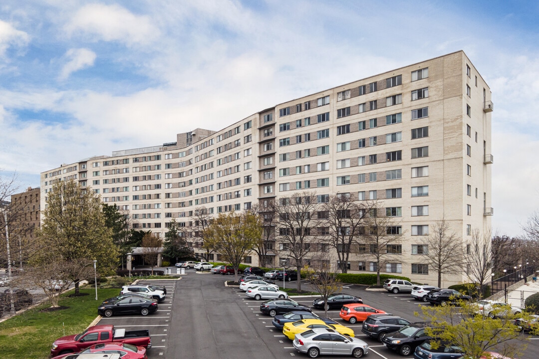 Prospect House in Arlington, VA - Building Photo