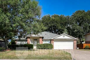 2115 Wickiup Trail in Harker Heights, TX - Building Photo