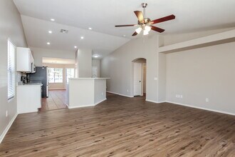 39812 N Vincenza St in Queen Creek, AZ - Building Photo - Building Photo