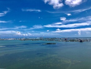 650 NE 32nd St, Unit 3107 in Miami, FL - Building Photo - Building Photo