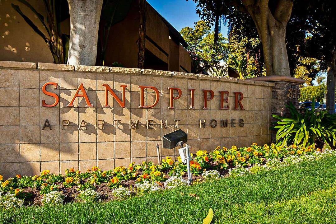 Elan Sandpiper Del Mar in Solana Beach, CA - Foto de edificio