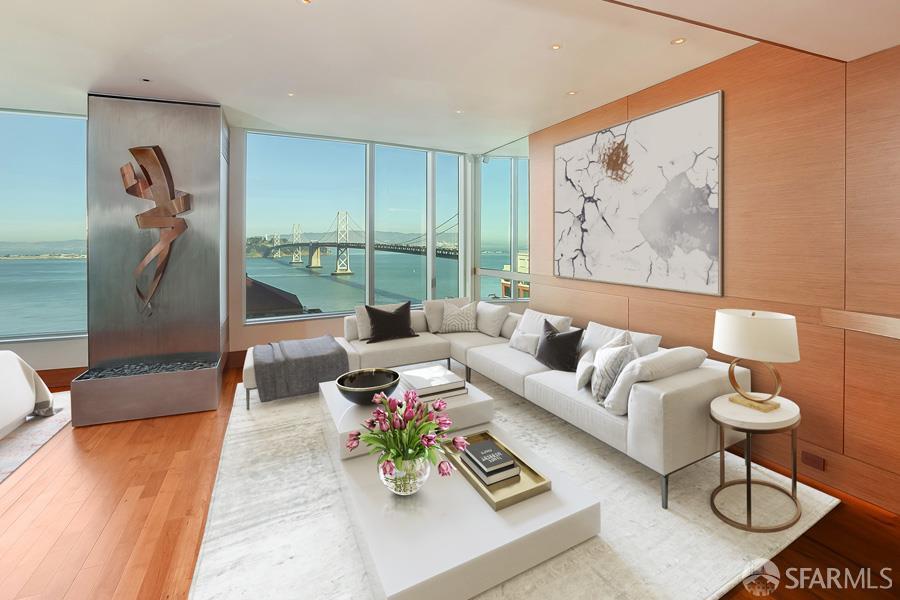 301 Main St in San Francisco, CA - Building Photo