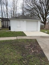 20202 Washtenaw St in Harper Woods, MI - Building Photo - Building Photo