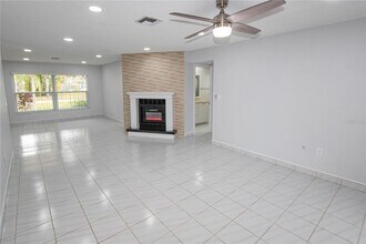 1428 Cottonwood Terrace in Dunedin, FL - Building Photo - Building Photo
