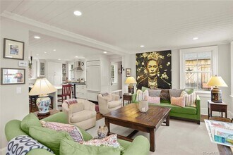 40 Church St in New Canaan, CT - Building Photo - Building Photo