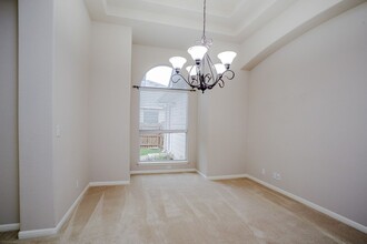 18800 Caisteal Castle Path in Pflugerville, TX - Foto de edificio - Building Photo