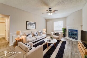 1005 Meadowbend Dr in Cedar Hill, TX - Building Photo - Building Photo