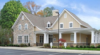 Garden Springs Apartments in Chester, VA - Building Photo