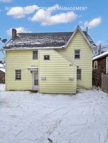 36 Scott St in Tonawanda, NY - Building Photo