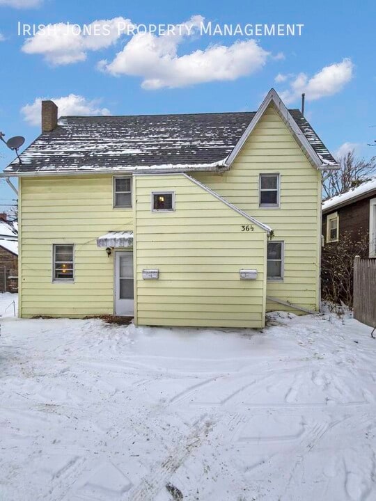 36 Scott St in Tonawanda, NY - Building Photo