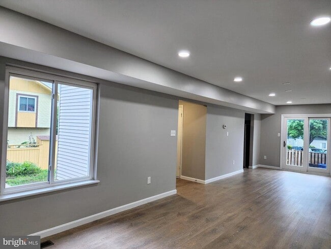 property at 16 Steven Ct