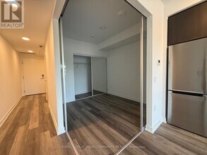 880-880 The Queensway in Toronto, ON - Building Photo - Building Photo