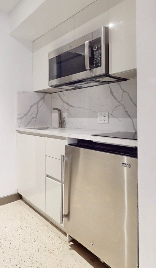 Open & Airy Luxury Studios, Unit 309 in Newark, NJ - Foto de edificio - Building Photo