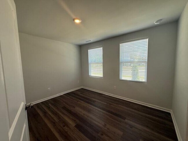 334 Carolina Spgs Blvd in Apex, NC - Building Photo - Building Photo