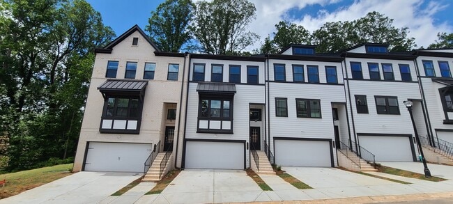 property at 4560 Mikajack Dr SE