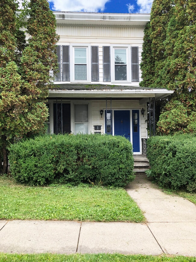 31 Washington St, Unit 1
