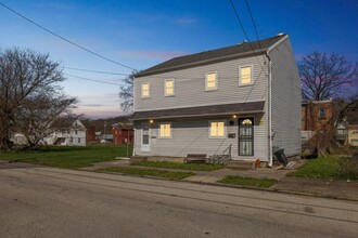 420 Pacific St in McKeesport, PA - Building Photo - Building Photo