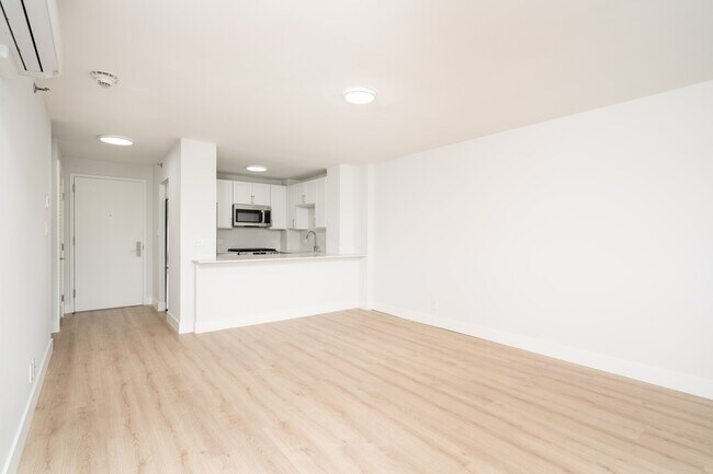 1422 Columbia Rd, Unit 2 Bed in Boston, MA - Building Photo - Building Photo