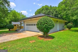 215 Hubbard St in Monroe, GA - Building Photo - Building Photo