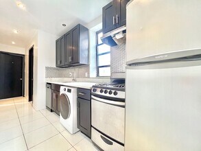 953 Columbus Ave in New York, NY - Foto de edificio - Building Photo