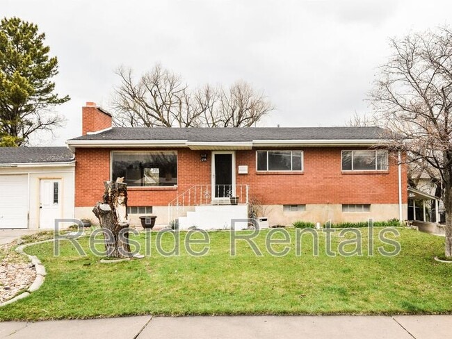 property at 695 N 150 W