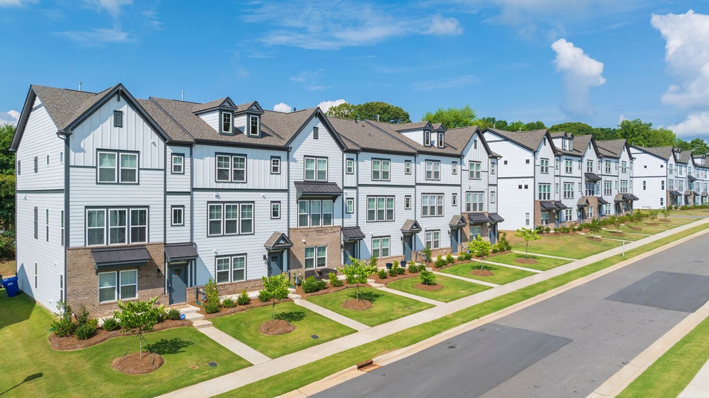 Abode at Reids Cove in Mooresville, NC - Foto de edificio