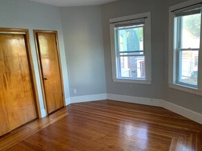 35 Joseph St in Medford, MA - Building Photo - Building Photo