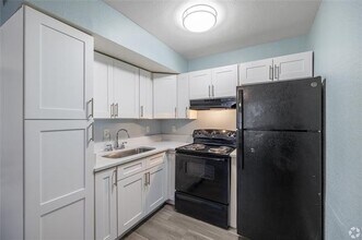 301 Rolston Rd in Irving, TX - Building Photo - Building Photo