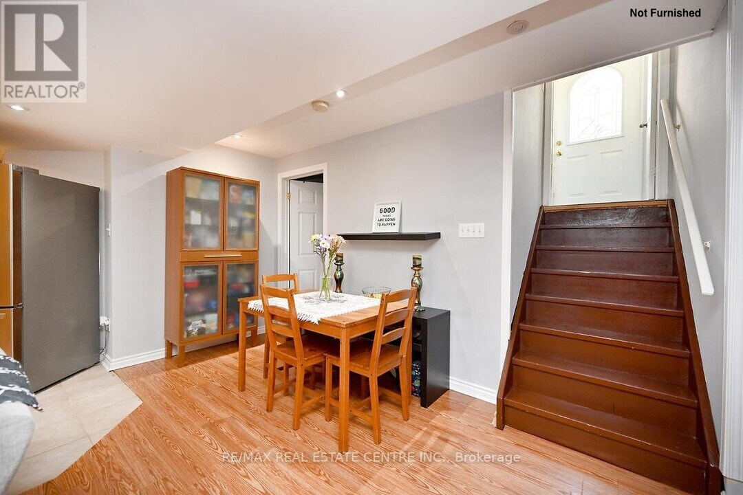 13 Marotta Av in Brampton, ON - Building Photo