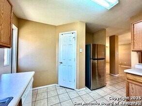 10726 S Shaenridge in San Antonio, TX - Building Photo - Building Photo