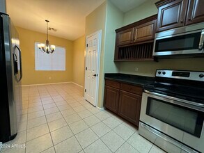 2524 W Fawn Dr in Phoenix, AZ - Building Photo - Building Photo