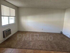 370 La Rue Ave in Reno, NV - Building Photo - Building Photo