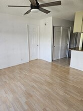 94-1074-1074 Paawalu St in Waipahu, HI - Building Photo - Building Photo