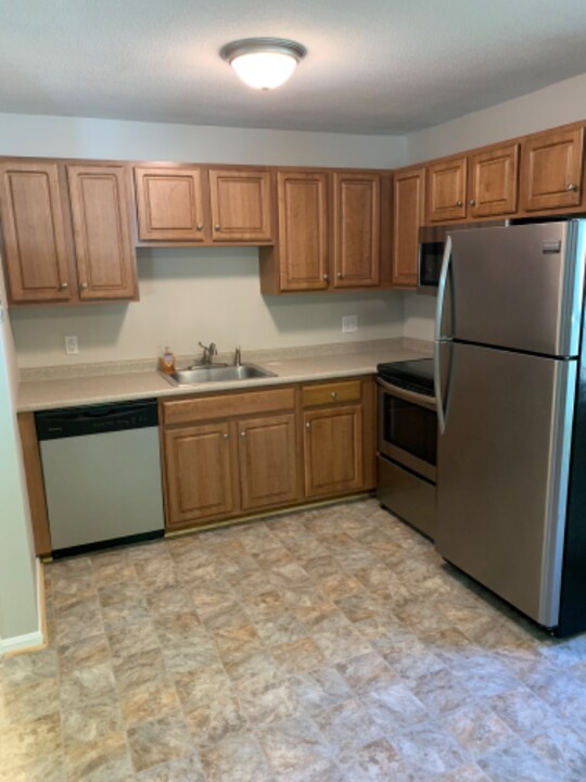 139 S Main St in Laconia, NH - Foto de edificio