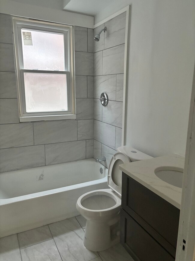 3242 Clairmount Ave, Unit 1 in Detroit, MI - Building Photo - Building Photo
