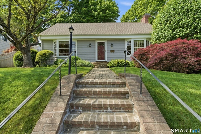 24 Highbrook Rd