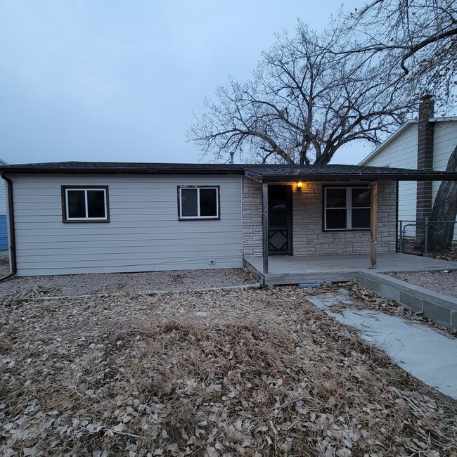 927 Blaine Ave in Rapid City, SD - Building Photo - Building Photo