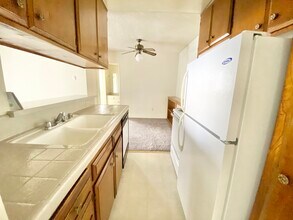 1713 Corinth Ave in Los Angeles, CA - Building Photo - Building Photo