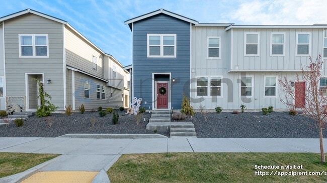 24460 E Harrier Ln in Liberty Lake, WA - Building Photo - Building Photo