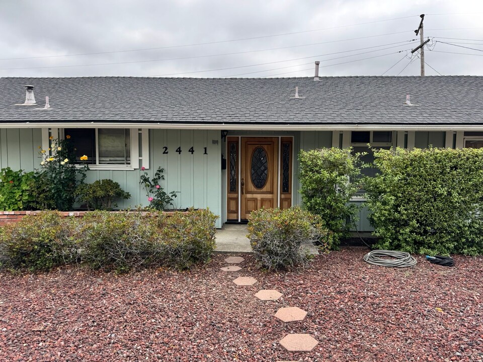 2441 Helena St in San Luis Obispo, CA - Building Photo