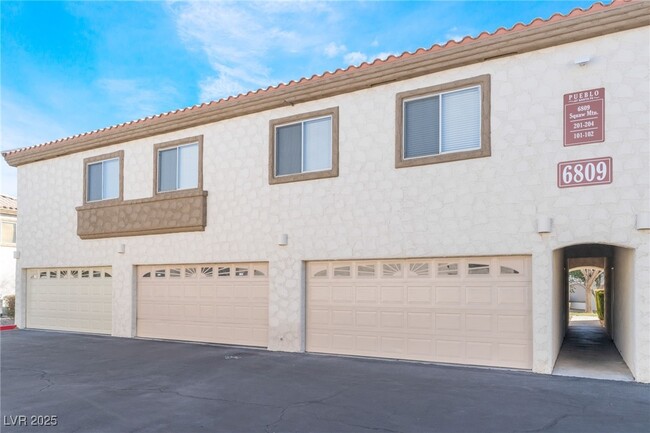 property at 6809 Squaw Mountain Dr