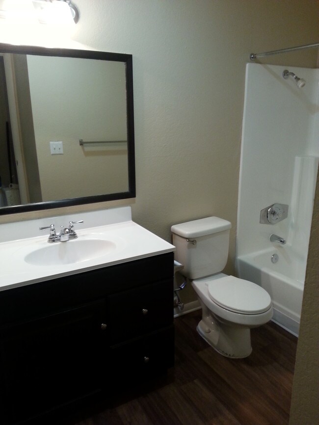 Emerald Park in Las Vegas, NV - Building Photo - Building Photo